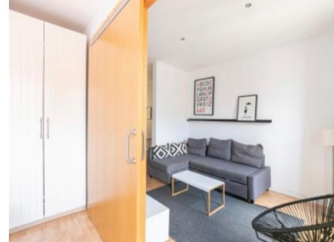 Apartamento Elyo Apartment บาร์เซโลนา ภายนอก รูปภาพ