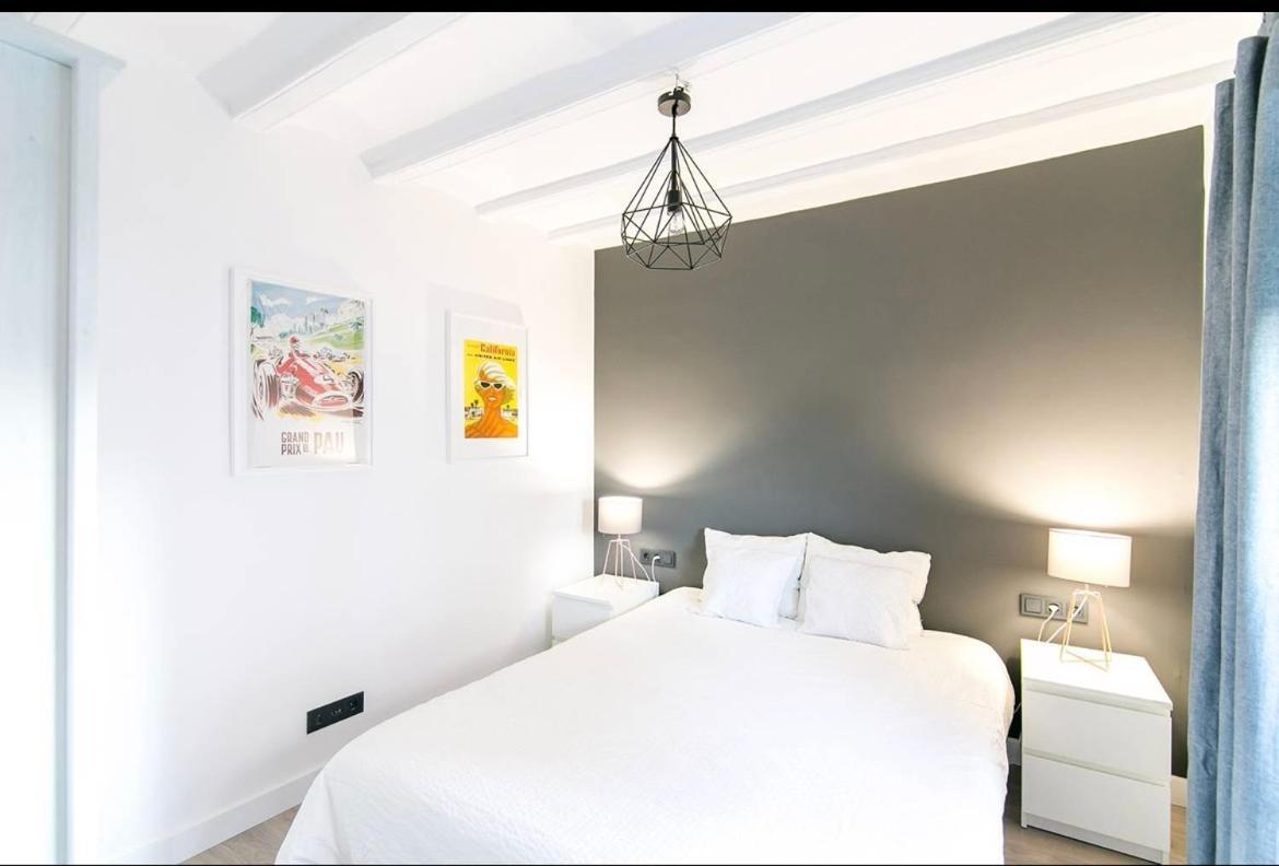 Apartamento Elyo Apartment บาร์เซโลนา ภายนอก รูปภาพ